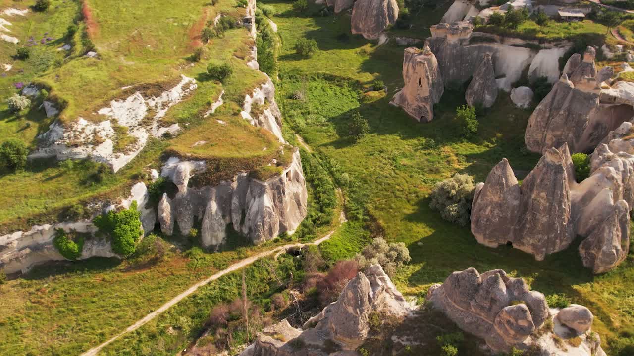 Vadi drone uçuşu — tıkla oynat